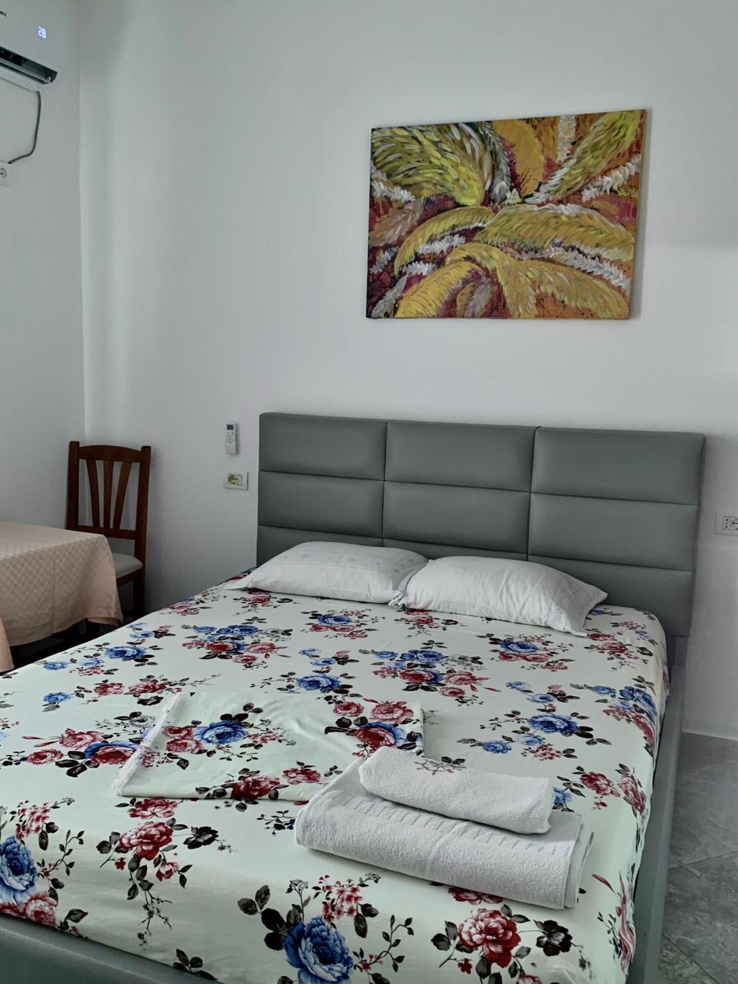 Serenade Beach Durrës Cameră foto