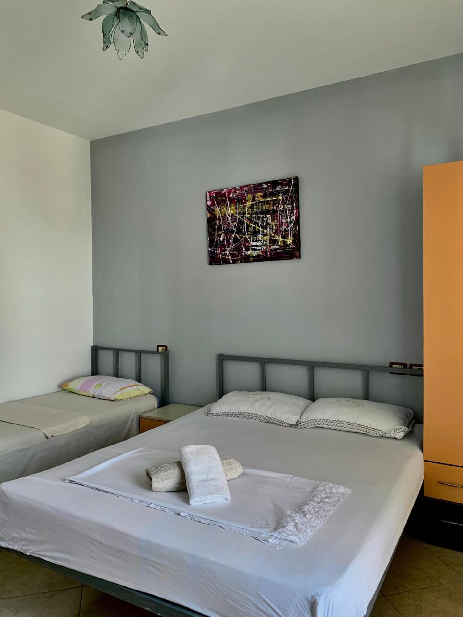 Serenade Beach Durrës Exterior foto